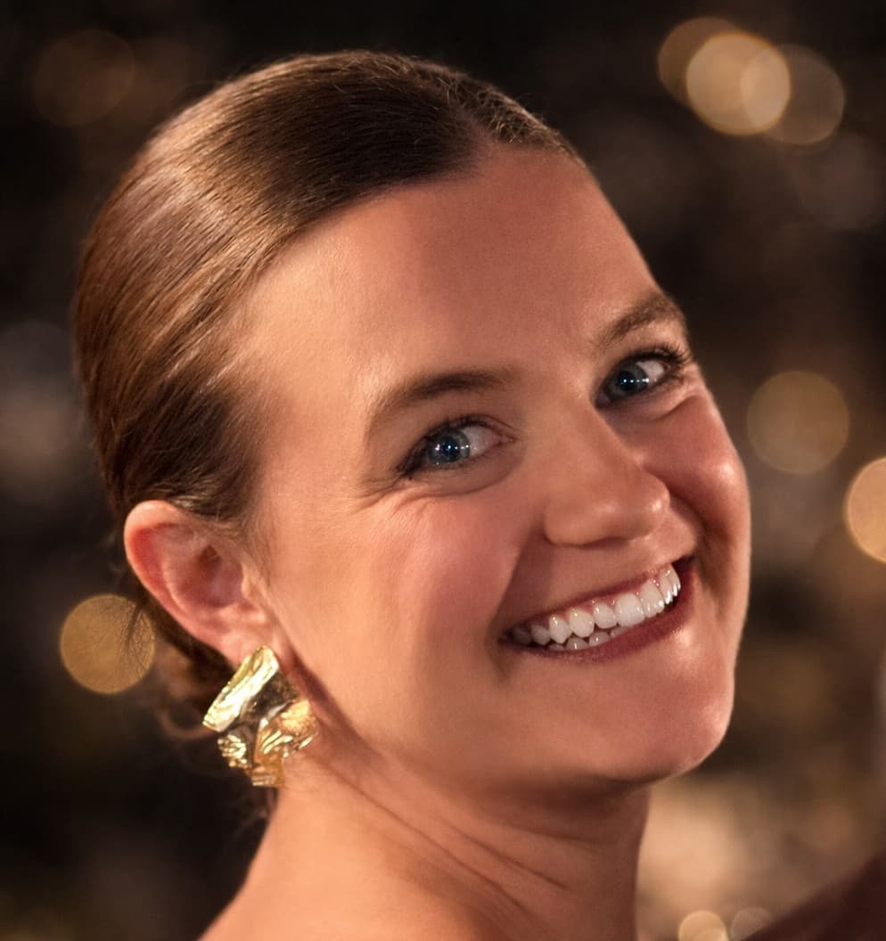 Allison (“Allie”) Hilton